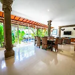 Villa Conor - Legian - Seminyak - 2 Bedroom 2 Bathroom Villa - Great Location